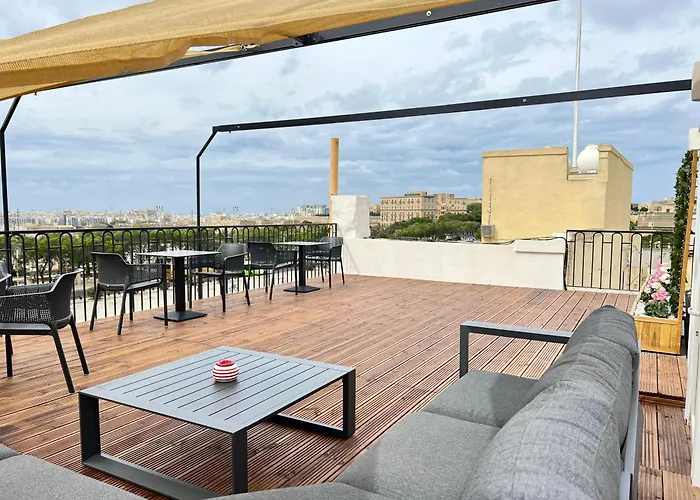 Florette Suite 1Br With Stunning Lounge Terrace By Arcobnb