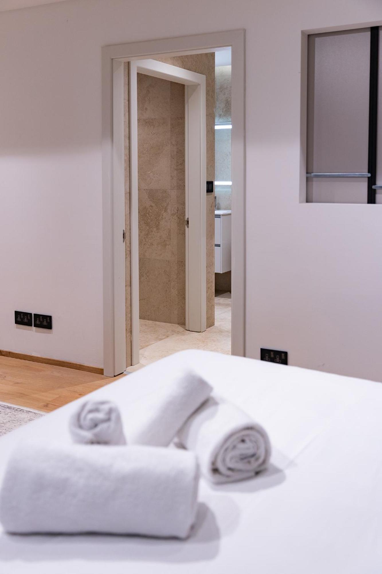 Apartment Florette 1br With Stunning Lounge Terrace By Arcobnb *