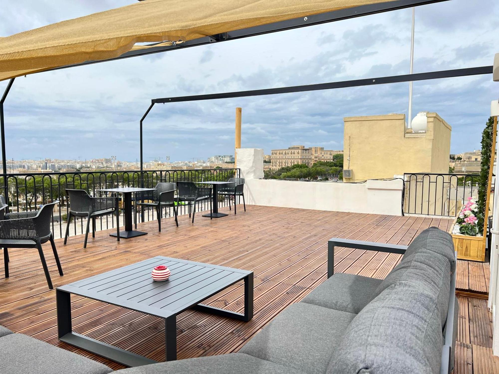 Florette 1br With Stunning Lounge Terrace By Arcobnb Apartment Floriana
